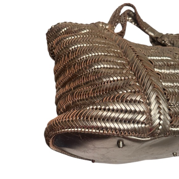 ANYA HINDMARCH Metallic Gold Woven Leather Large Neeson Tote Bag - Picture 10 of 13